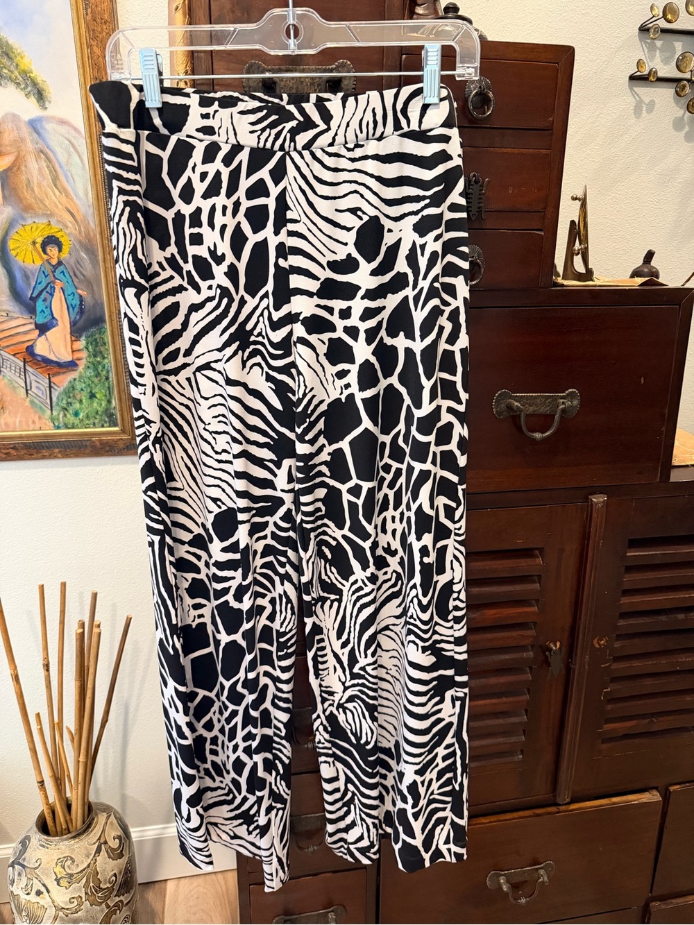 Peck & Peck Black White Animal Print Polazo Pants